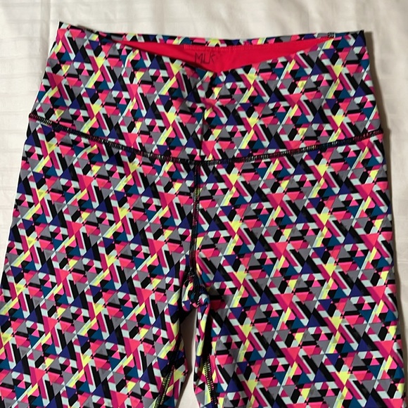 Victoria Sport Tight | Size Small - Picture 2 of 8